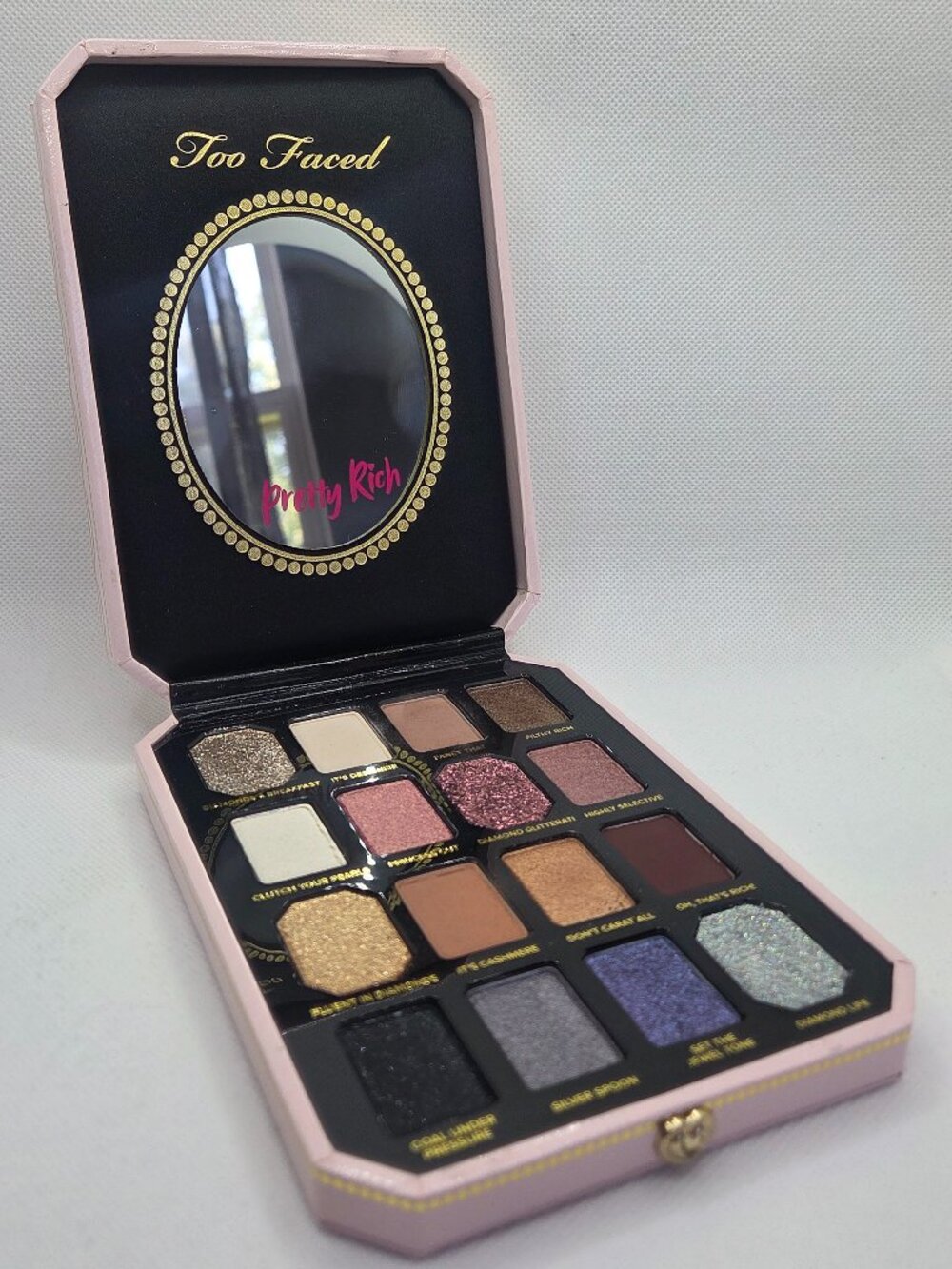Too Faced Pretty Rich Diamond Light Eyeshadow Palette – NEW - Picture 4 of 4